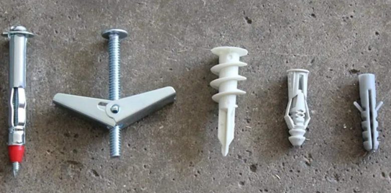 How to Install Drywall Anchors to Hang Heavy Stuff on Your Walls